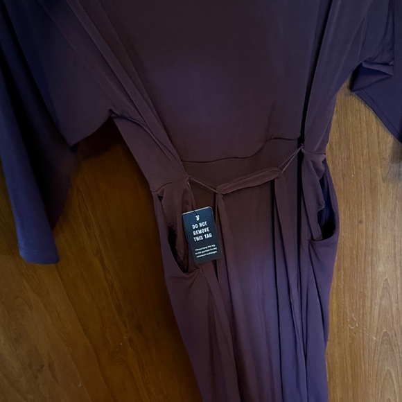 NWT Express Burgundy Jumpsuit - Picture 4 of 4